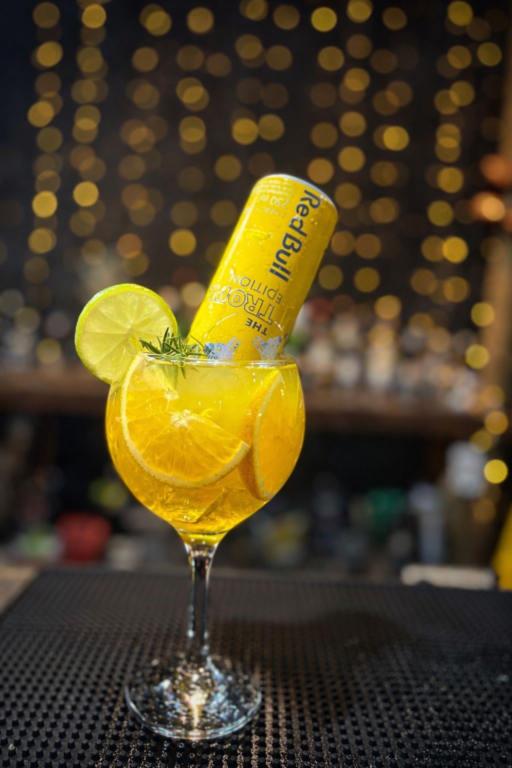 TANQUERAY TROPICAL